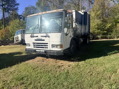Used 2004 HEIL GARBAGE Garbage trucks North Carolina US | Levan Equipment #1573971