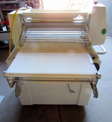 8-0147 Rondo Sheeter SKO 611