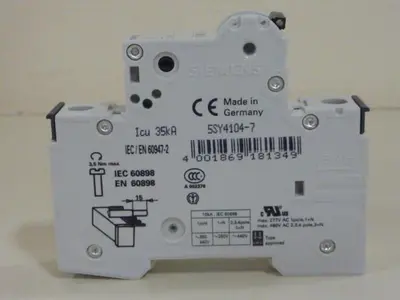 USED SIEMENS 5SY4104-7