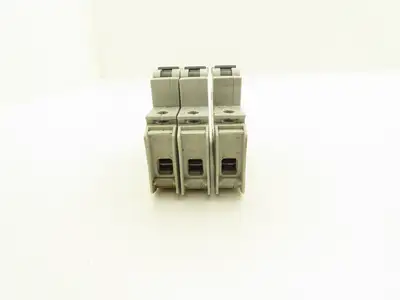 Cutler Hammer WMTC1001 1-Pole 1A Circuit Breaker Lot of 3