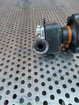 USED ITT PURE FLO .5-316L-RA25MAX-CWP150 DIAPHRAGM VALVE W/ 1/2" SANITARY FITTING