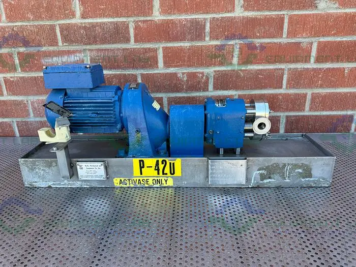 Used TRI CLOVER PRRED3 ROTARY LOBE PUMP W/ 1 HP MOTOR, 1" SANITARY FITTING Rotary Pumps | Equipment Lab #486593