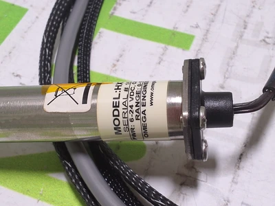 OMEGA ENGINEERING HX71–V1 RELATIVE HUMIDITY SENSOR / PROBE