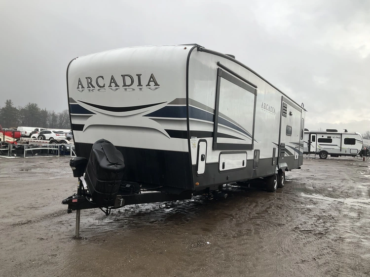 Used 2022 KEYSTONE ARCADIA Campers, Caravans, Motorhomes Michigan US | Miedema Asset Management Group #1304645