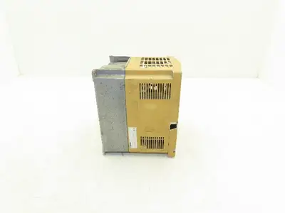 Toshiba VFS7-4015UPL Transistor Inverter AC Drive 3kVa 4Hp 460V 3PH VFS7