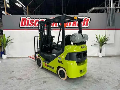 USED 2024 CLARK S25CL