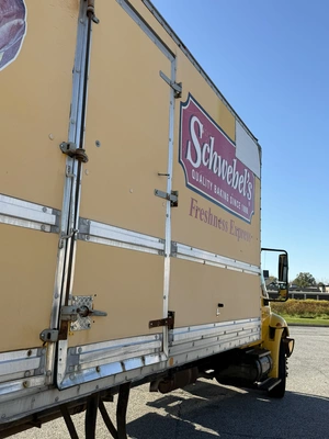 Used 2007 INTERNATIONAL 4300 SBA 4X2 26' BOX TRUCK Box trucks Ohio US | Miedema Asset Management Group #1709397