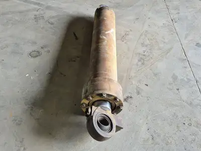 USED KOMATSU 561-63-62102