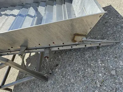 USED MAGNUSON ENGINEERING SHUFFLO FEEDER AND SLICER 54" WIDE