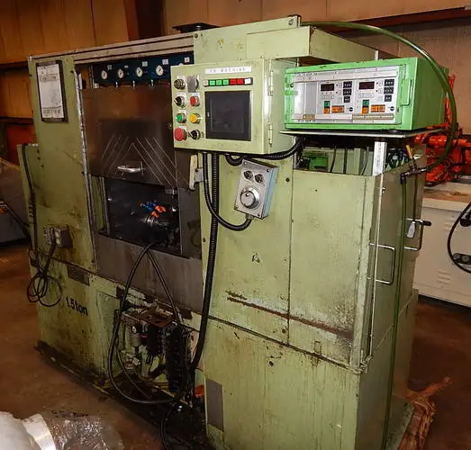 Used 2002 YAMADA 2FB-01 Facing & Centering Machines | D & D Industries #438404