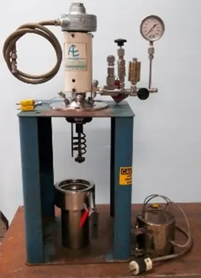 QTY. 2. AUTOCLAVE ENGINEERS 500 ML STIRRING PRESSU...