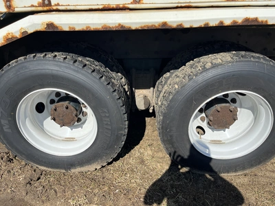 USED 2018 MACK LR613 REFUSE