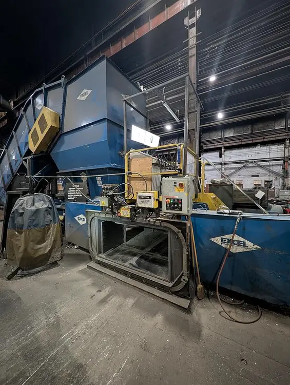 Used EXCEL 2R10 TWO-RAM BALER Balers Ohio US | Black River Trading #1059756