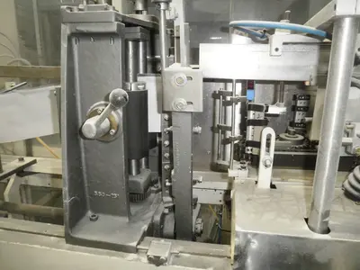 USED 1900 BARTELT IM 9-12