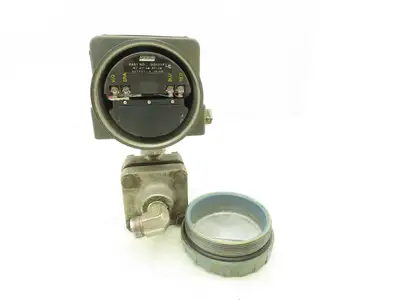 Foxboro 821GM-IS1NL2 Pressure Transmitter 1/2"NPT 12.5-65vdc 50PSI