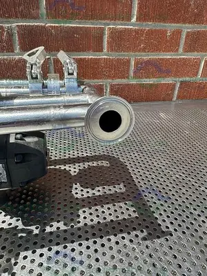 USED 4 ITT PURE FLO ADVANTAGE STAINLESS STEEL DIAPHRAGM VALVE W/ 1" SANITARY FITTING