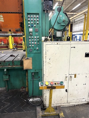 USED 1994 STAMTEC STAMTEC STD-260-330-125 PRESS
