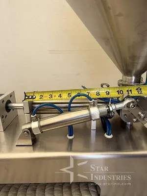 Used PNEUMATIC FILLING MACHINE 300 Piston Fillers California US | Star Industries #1254454