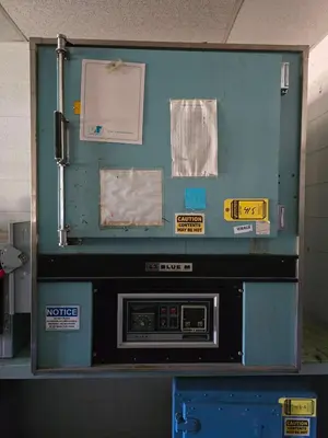 Used _UNKNOWN_ _UNKNOWN_ Lab Ovens Ohio US | Myron Bowling Auctioneers Inc #1504663