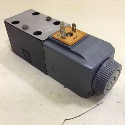 USED VICKERS DG4V322AMUHL760