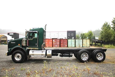 Used 2022 KENWORTH T800 TANDEM EXTENDED DAY CAB 565 HP X15 FULL LOCKERS Conventional trucks British Columbia CA | International Machinery LLC #1710993