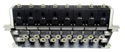NEW SMC VV818-03S-W04D-X17-XG MANIFOLD VV81803SW04DX17XG