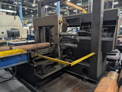 HydMech H-22A 22"x22" Horizontal Bandsaw (Blue roller conveyor in back of saw is excluded)