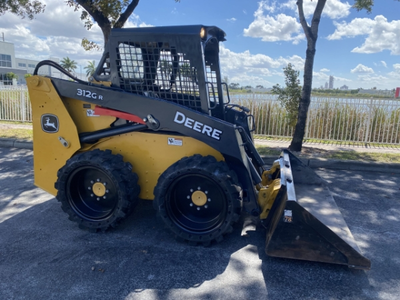 USED 2020 Deere 312G