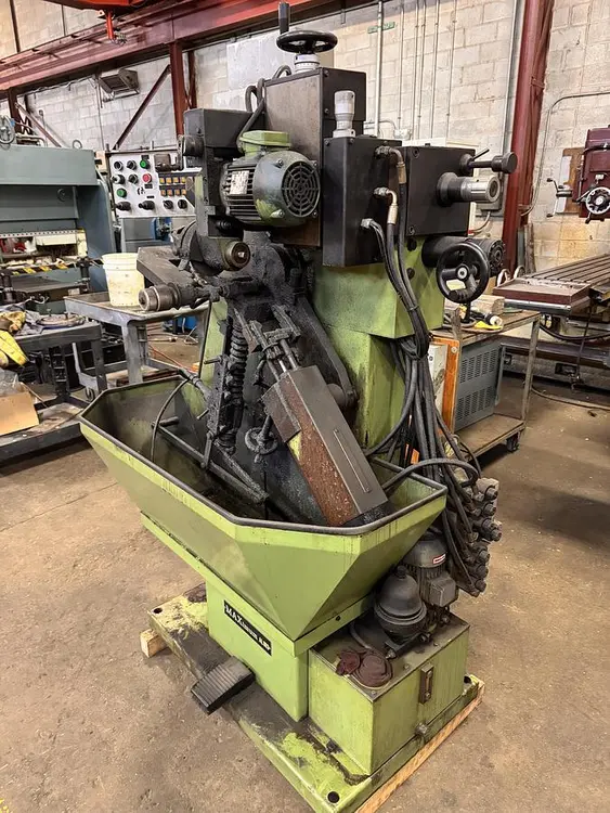 Used UT.MA AL. 803 Grinders (misc) Ontario CA | Trader Machinery Inc #911746