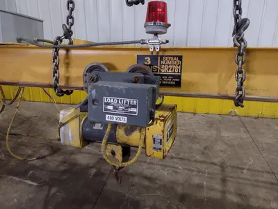 3 TON X 17’ F&G / LOAD LIFTER UNDER-SLUNG POWERED CRANE: STOCK #22971