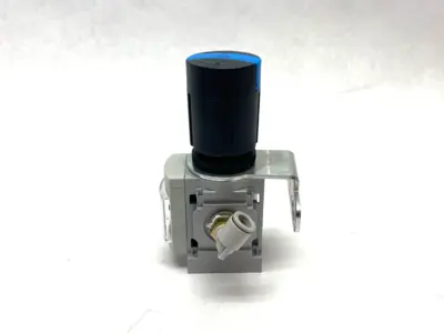MS4-LR-1/4-D6-AS, 529417 | Festo MS4-LR-1/4-D6-AS Pressure Regulator G 1/4" 529417 w/ Bracket Mount - Used
