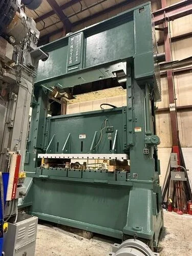Used MINSTER E2-400-108-54 Straight Side Presses Michigan US | S & G Press and Machinery Sales #76312