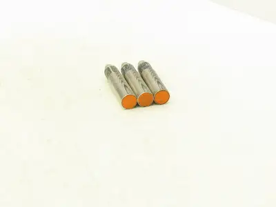 IFM IG5554 IGA3005-BPKG/US Effector Proximity Sensor M18X1 Thread Lot of 3
