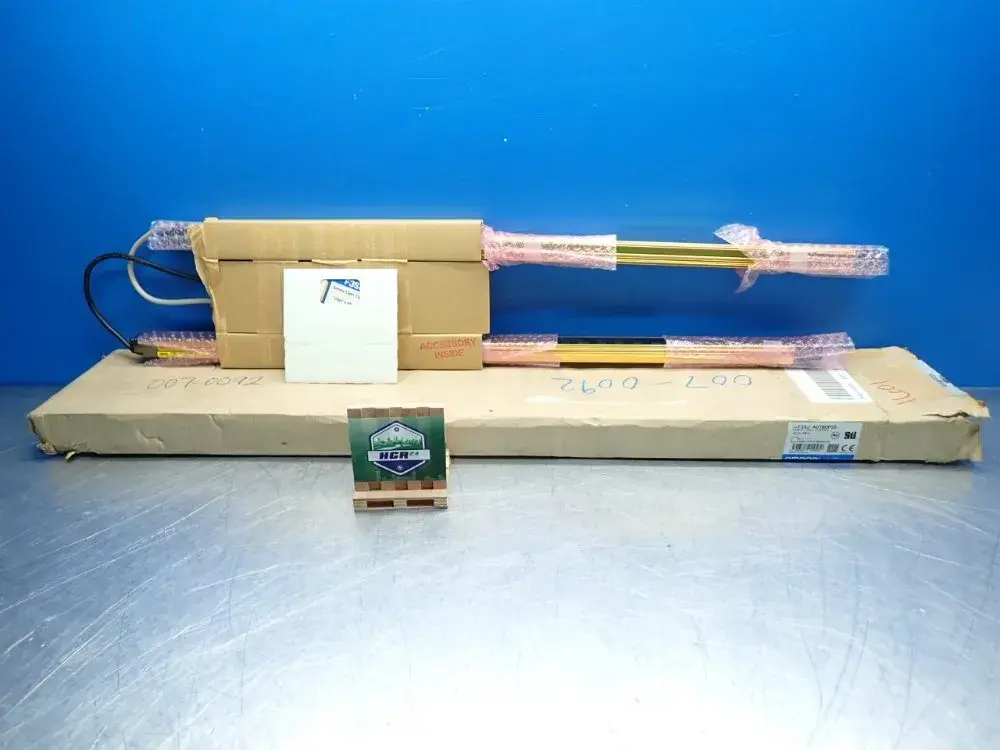 NEW OMRON F3SJA0780P25