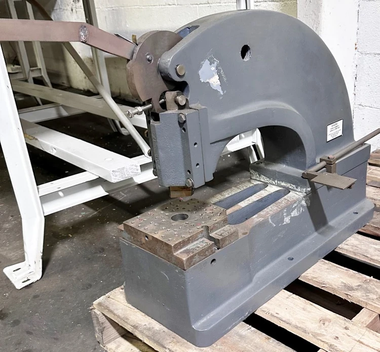 Used DI-ACRO _UNKNOWN_ Hand Punches Ohio US | McKean Machinery Sales #446070