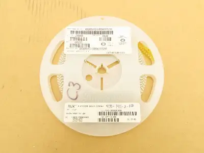 Kyocera 0805YD105KAT2A Ceramic Capacitors 1 µF 16V Surface Mount