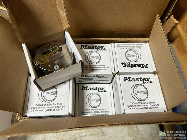 Used _UNKNOWN_ (12) MASTER LOCK PRO SERIES HIDDEN SHACKLE PADLOCKS Locksmith Equipment/Supplies Illinois US | Heath Industrial Auction Services #1573483
