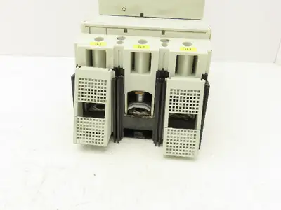 Used MOELLER _UNKNOWN_ Circuit Breakers Indiana US | Arrow Industrial #1316836