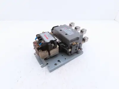 Furnas 40JB32AF Motor Starter Contactor 135A 600VAC 3ph 100Hp NEMA 4 120V Coil