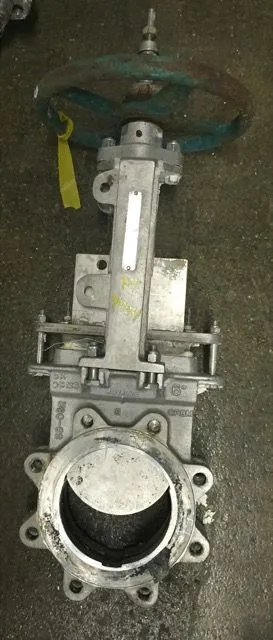 Rovalve  6"-150 knife gate valve, hand wheel operated
