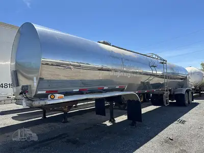 Used 1996 WALKER _UNKNOWN_ Tanker Trailers Indiana US | Lakeshore Equipment Sales #1546566
