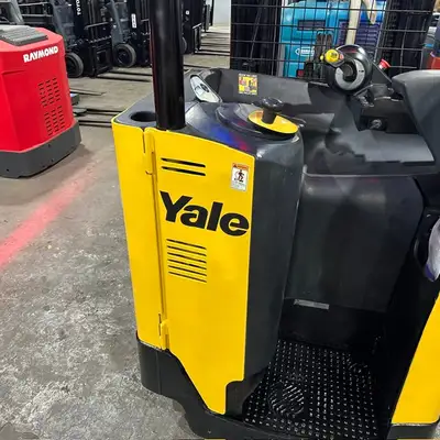Used 2021 Yale NR045EB Reach Trucks New York US | United Lift #1516587