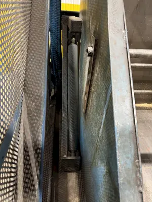 USED ADVANCE LIFTS #HRDP-6120-4848-M
