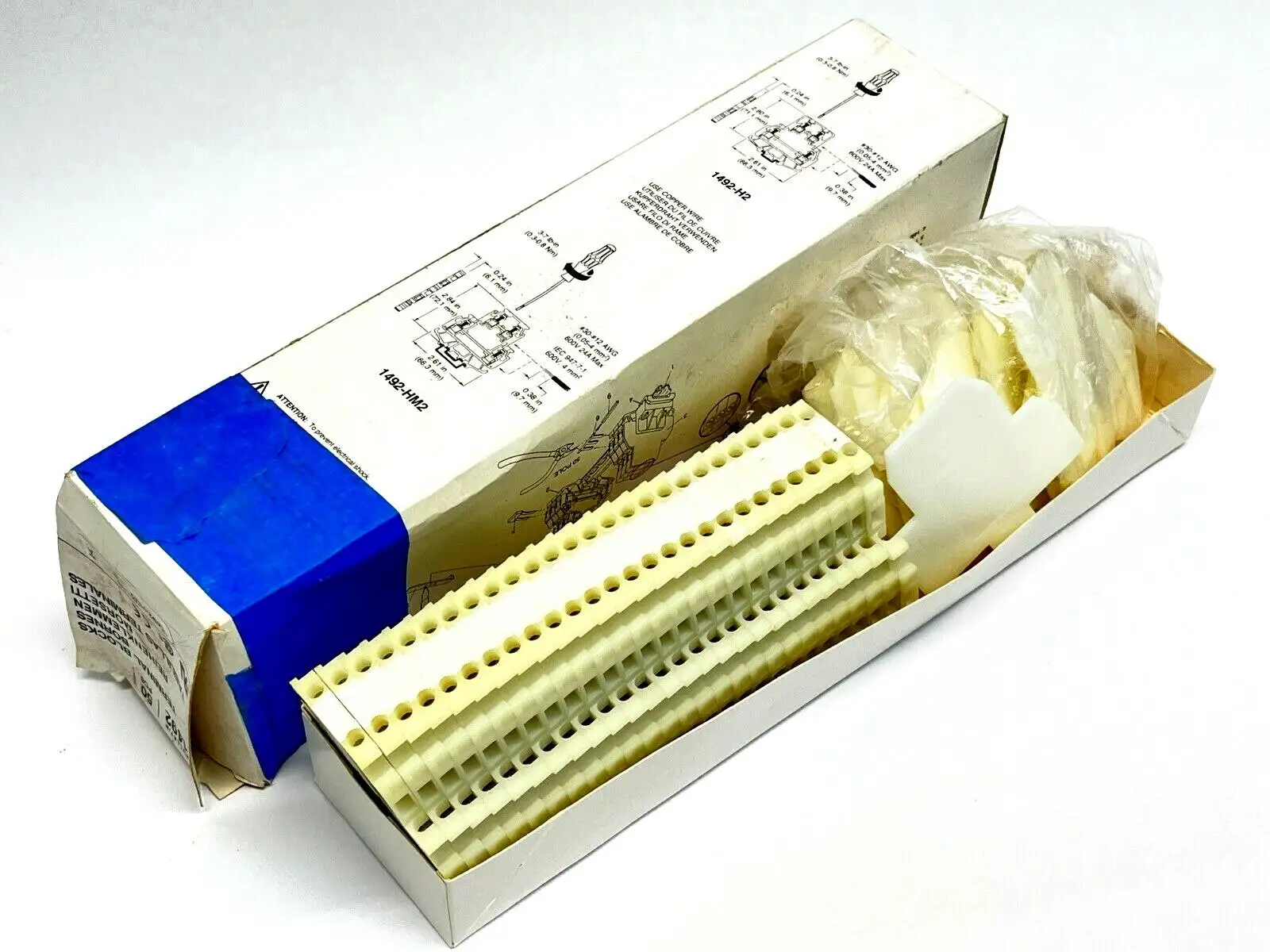 1492-HM2,1492-NM40 | Allen Bradley 1492-HM2 Terminal Blocks LOT OF 26 w/ 1492-NM40 Barrier LOT OF 23 - New Other