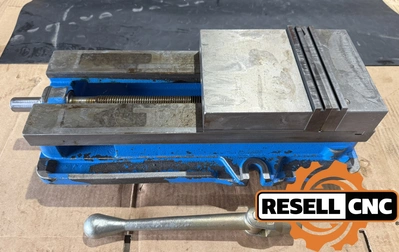 USED Kurt D688 Vise