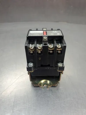 ALLEN BRADLEY 700-N800A1 SER C AC RELAY. 4C-13