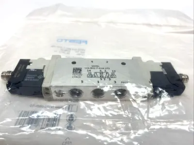 VUVG-L14-B52-T-G18-1R8 | Festo L Solenoid Valve Pneumatic, 5/2-Way 24VDC 574230 - New Other
