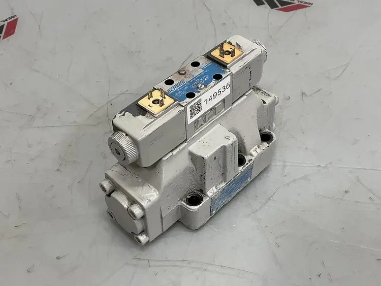 Used VICKERS DG5S-8-31C-E-T-M-U-HL7-B13-40 Valves/Fittings Michigan US | Ideal Machinery #691160