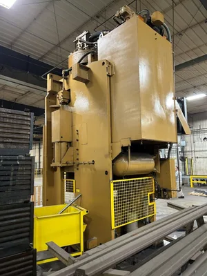 Used 2003 STANDARD INDUSTRIAL DCSS700 Straight Side Presses Georgia US | The Equipment Hub #1329226