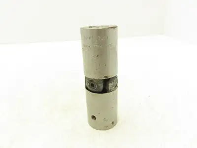 Grey & Prior 5/8"X3/4" Universal Joint 5/8"-ID x 3/4"-ID Keyed 4.5"L x 1-1/2" OD